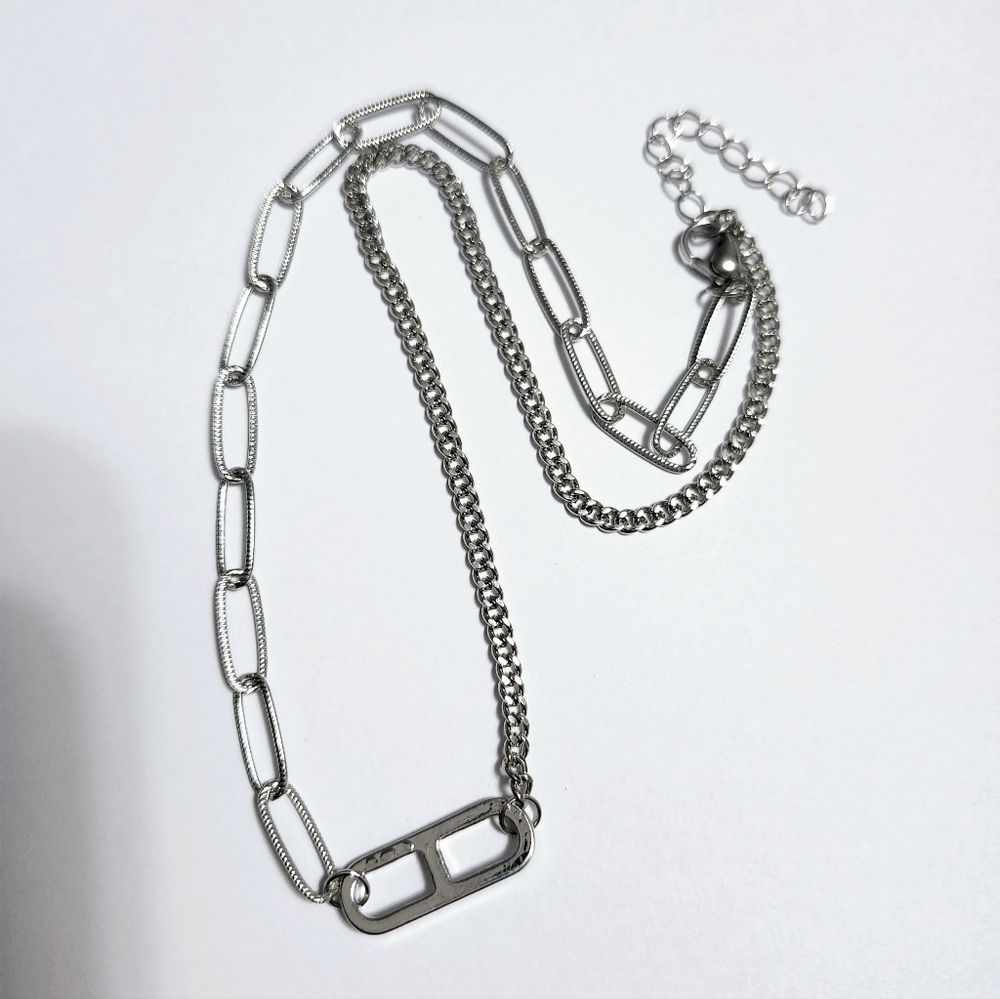 Paperclip duo style Necklace - Picture 7 of 9